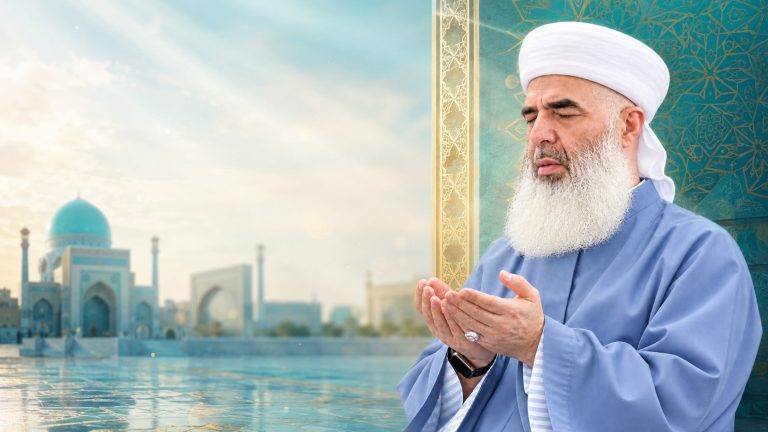 Sejh Sejjid Muhammed Mubarek el-Huseyni hz. uci dovu, u pozadini dzamija i samarkandska arhitektura